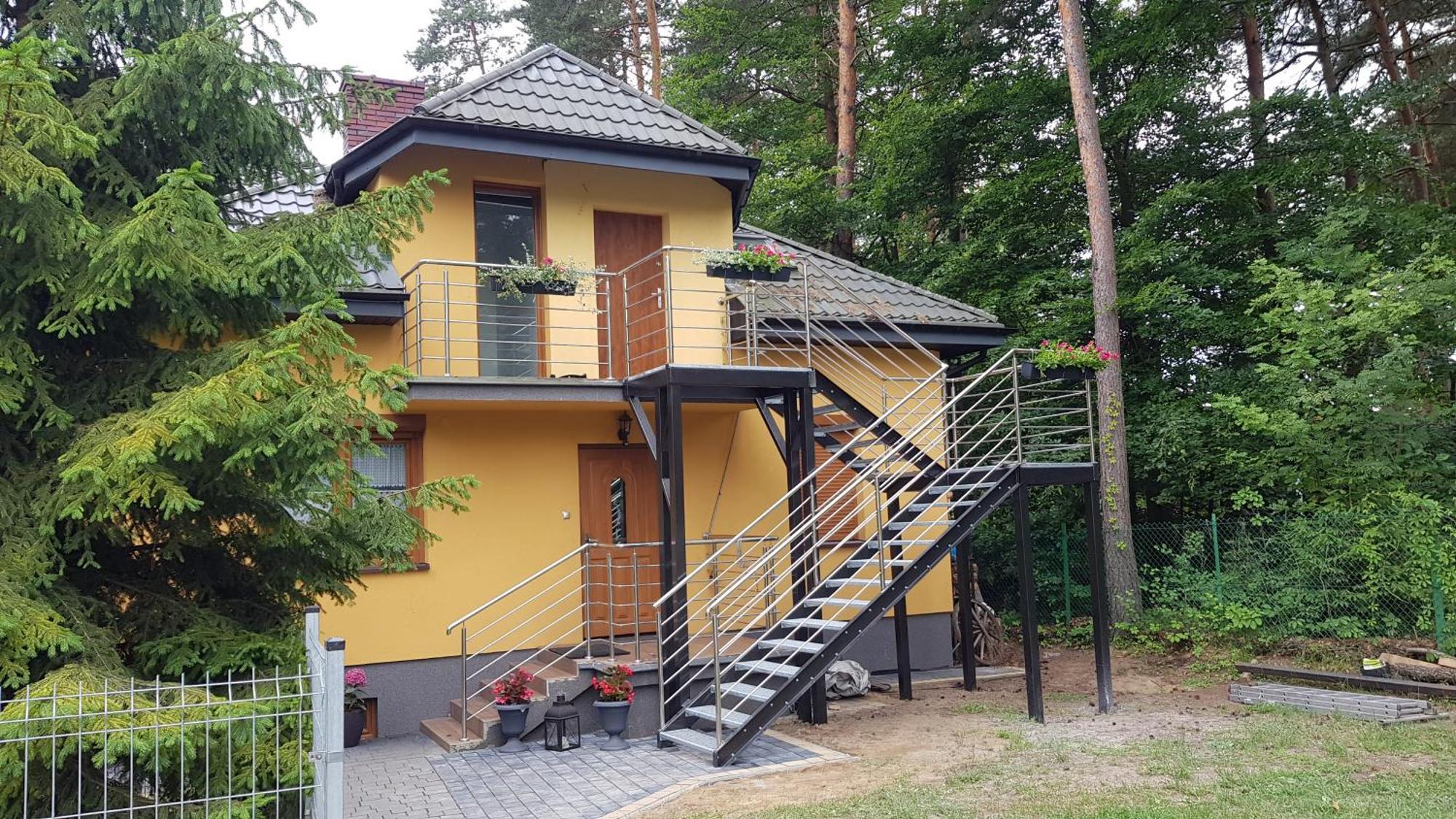 Apartament Sosnowa Apartment Krasnobrod Bagian luar foto