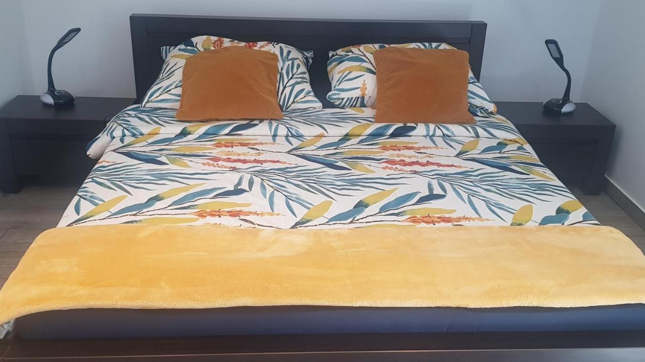 Apartament Sosnowa Apartment Krasnobrod Bagian luar foto