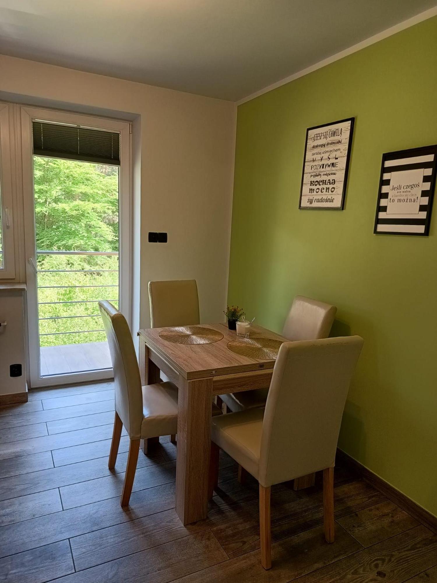 Apartament Sosnowa Apartment Krasnobrod Bagian luar foto